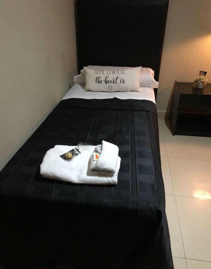 Hotel Del Parque San Miguel de Tucumán Esterno foto
